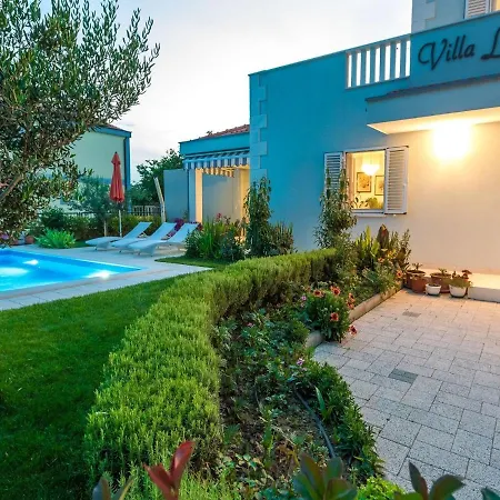 Gorgeous In With Swimming Pool Villa