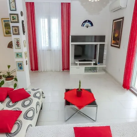 Gorgeous In With Swimming Pool Villa