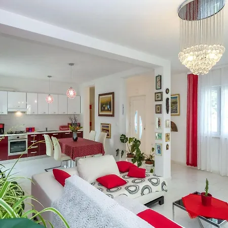 Gorgeous In With Swimming Pool Villa